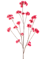 Den konstgjorda blommor körsbärsblommor 130 cm fuchsia har en enda stjälk med flera tunna bruna grenar, var och en dekorerad med klasar av levande fuchsia konstgjorda julblommor, mot en vanlig vit bakgrund.