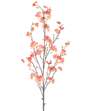 Den konstgjorda blomman körsbärsblommor 150 cm persika har en enda hög gren med flera tunna stjälkar, dekorerad med klasar av små rosa och röda blommor och några gröna blad, mot en vanlig vit bakgrund.