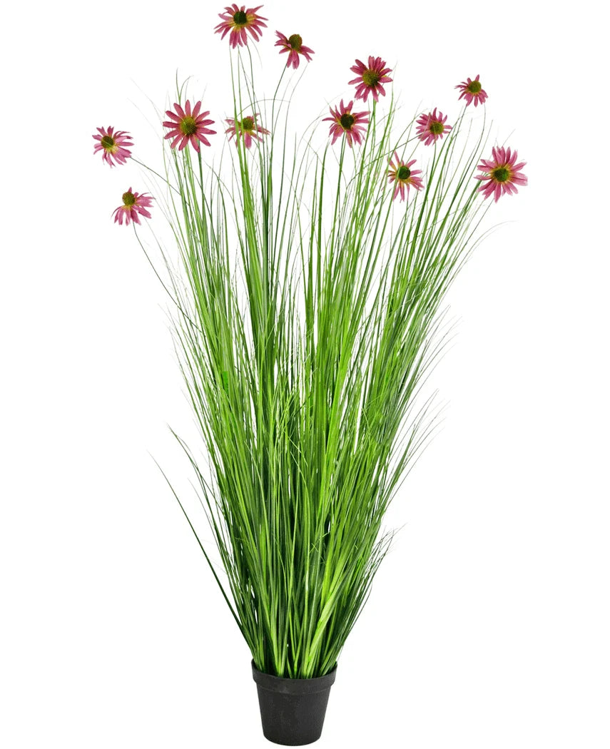 Konstgräsväxten Chrysanthemum 180 cm brandskyddsmedel är en konstgjord växt i kruka med höga, tunna gröna gräsliknande blad och rosa krysantemumblommor på långa stjälkar, avbildade mot en vit bakgrund.