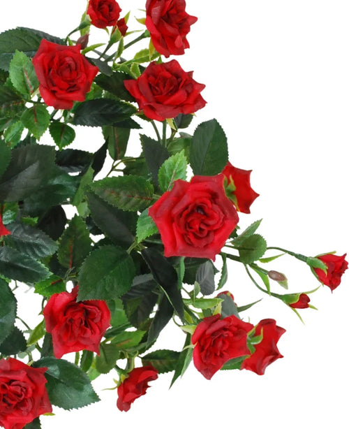 En artificiell växt uteplatsros, 35 cm, i rött/svart, med verklighetstrogna, livfulla röda rosor med gröna blad på stjälkar, mot en vit bakgrund.