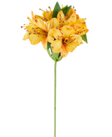 En 47 cm konstgjord Alstroemeria-blomma, gul, med livfulla gul-orange fläckiga kronblad och frodiga gröna blad på en enda grön stjälk, avbildad mot en vit bakgrund.