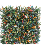 Artificiell Hedge Buxbom flerfärgad 50x50 cm UV är en fyrkantig panel av tät konstgjord buxbom med små blad och klasar av orange, vita, röda, gula, lila och blå blommor på en grön plastrutnätsbakgrund.