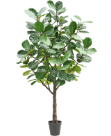 The Artificial Tree Tobacco Plant 270 cm är ett högt konstgjort träd med frodiga, stora gröna blad och en stadig brun stam, i en liten svart kruka mot en vanlig vit bakgrund.