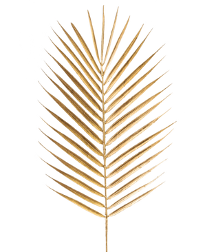 Den konstgjorda grenormbunken 64 cm guld har ett enda gyllene palmblad med långa, smala blad på en vanlig vit bakgrund.